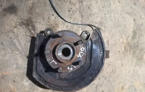 Nissan Qashqai Front wheel hub