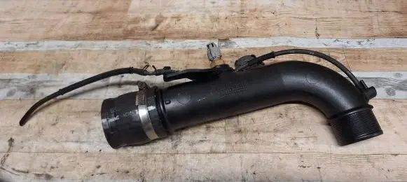 Toyota Avensis T250 Intercooler hose/pipe 173620R011