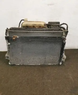 Toyota Corolla Verso E121 Radiator set 