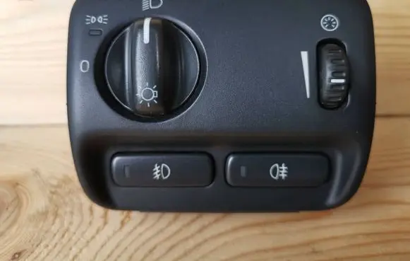 Volvo S80 Light switch 8691743