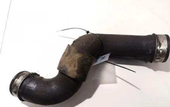 Mercedes-Benz C W203 Intercooler hose/pipe a2035281782 00114004