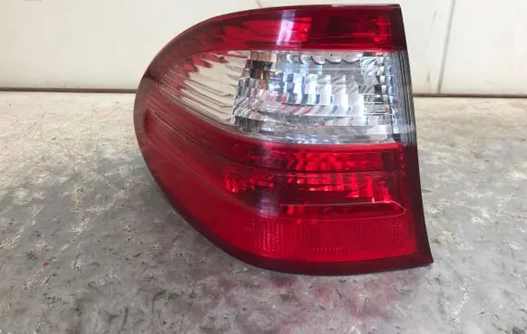 Mercedes-Benz E W211 Rear/tail lights A2118201164