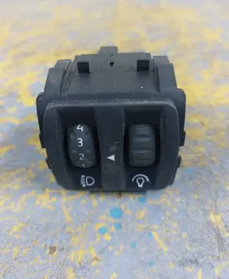 Renault Scenic II - Grand scenic II Headlight level height control switch 8200121805B 88020005