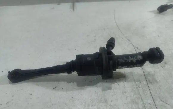Citroen Xsara Picasso Clutch slave cylinder 