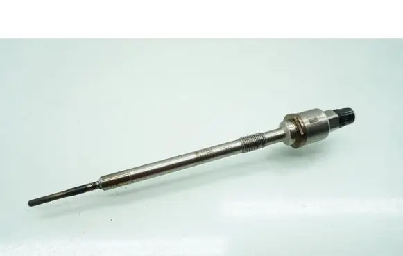 Opel Zafira C Glow plug 55590467