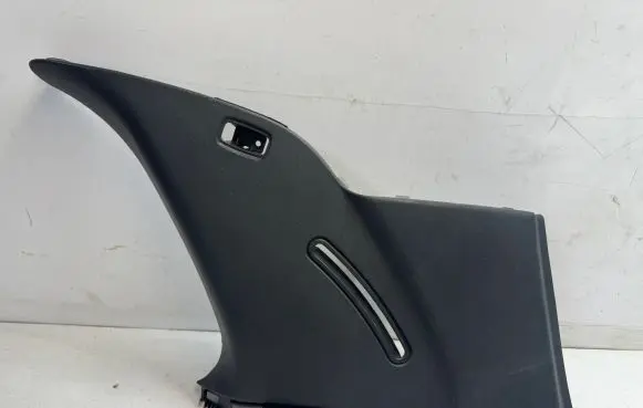 Mercedes-Benz GLS X166 (D)pillar trim (top) A1666906000