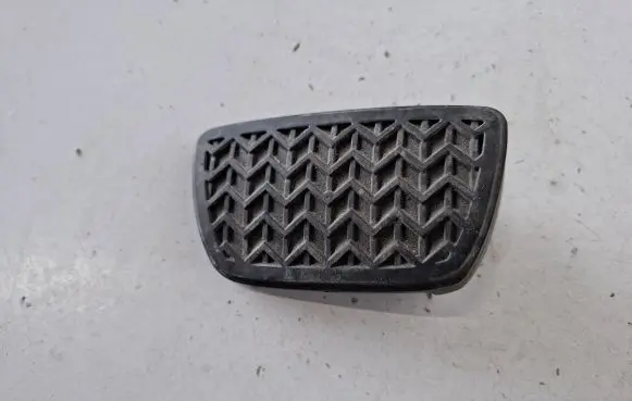 Lexus RX 450H Brake pedal