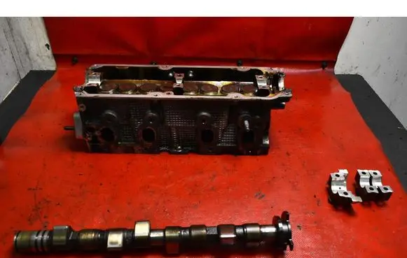 Fiat Grande Punto Engine head 55195018