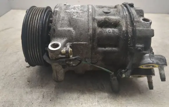 Jaguar XF X250 Air conditioning (A/C) compressor (pump) 9X2319D629DA 039093019B4