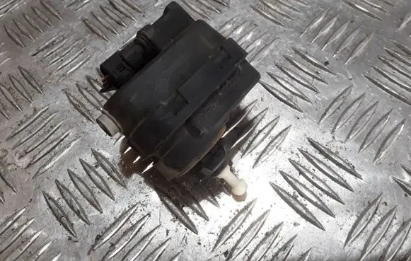 Renault Kangoo I Headlight level adjustment motor 8200259039