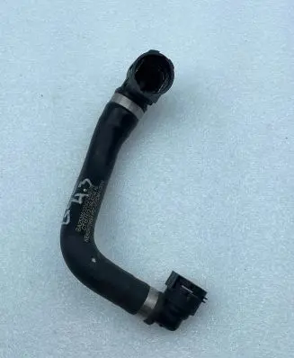 Mercedes-Benz GLC C253 Engine coolant pipe/hose A2535010082