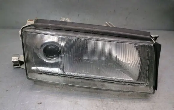 Skoda Octavia Mk1 (1U) Headlight/headlamp 24608600