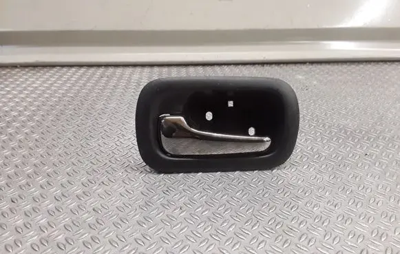 Honda CR-V Rear door interior handle 
