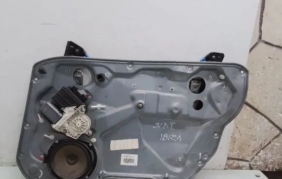 Seat Ibiza III (6L) Front door window regulator with motor 6L4837752