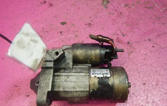 Renault Megane II Starter motor 8200227092