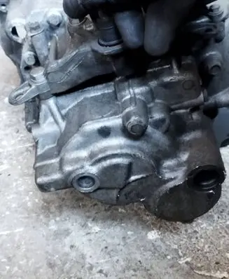 Manual 5 speed gearbox