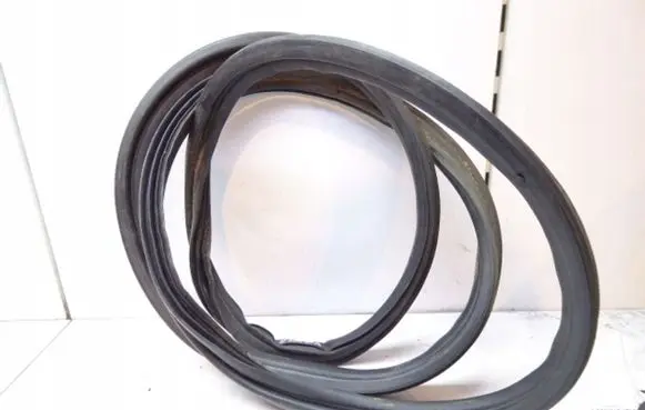 KIA Ceed Trunk rubber seal (body) 87321-1H000