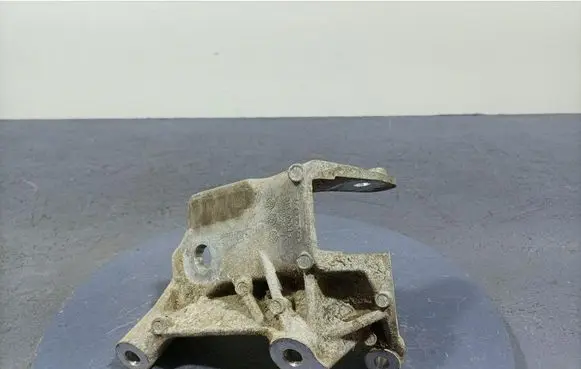 Volvo XC60 Engine mount vacuum valve 31670033