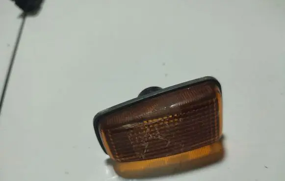 Citroen Xsara Front fender indicator light 