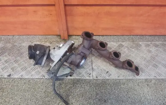 Mercedes-Benz C W204 Turbo A6460900080