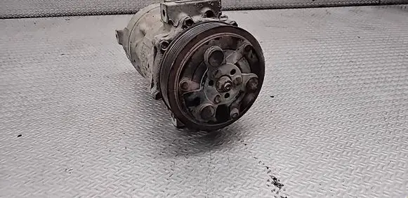 Opel Vectra C Air conditioning (A/C) compressor (pump) 13171593