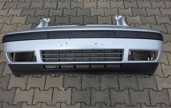Volkswagen Golf IV Front bumper 1JO807221