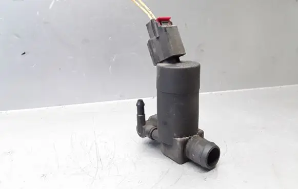 Volvo V50 Windscreen/windshield washer pump 1S7117K624FD T655C
