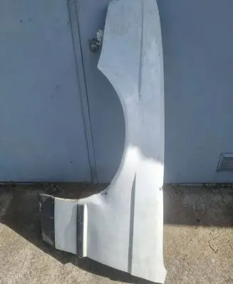 BMW 5 E34 Fender