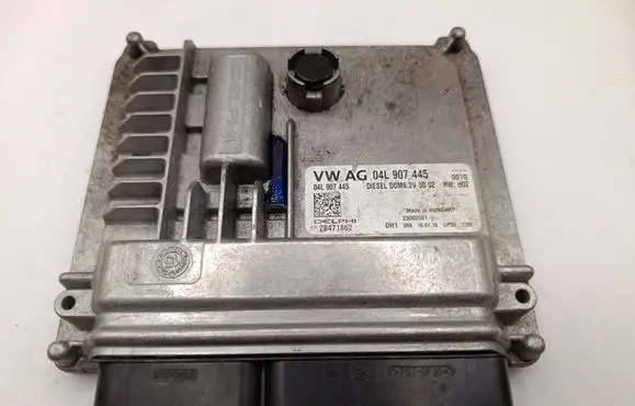 Audi A3 S3 8V Engine control unit/module 04L907445 28471862