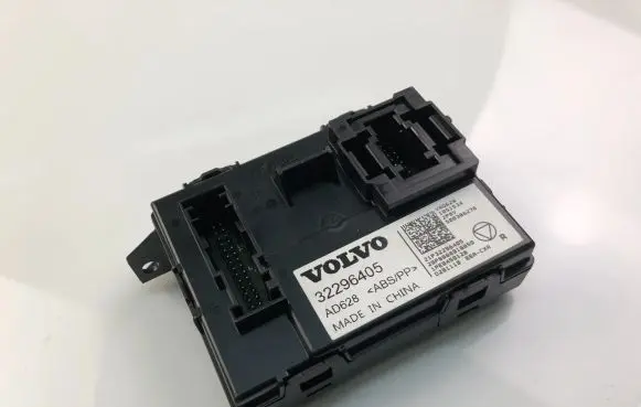 Volvo XC40 Other control units/modules 32296405
