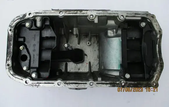 Jeep Cherokee Oil sump 50255043