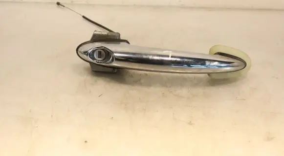 Mini Cooper Hatch Hardtop Front door exterior handle/bracket 