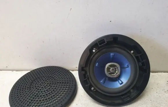 Dacia Logan I Front door speaker 8200564083