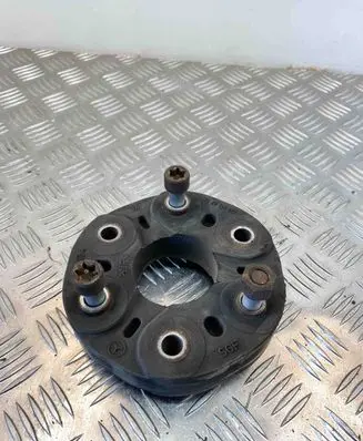 Mercedes-Benz SL R230 Rear prop shaft donut coupling/joint A2104110215 2104110215