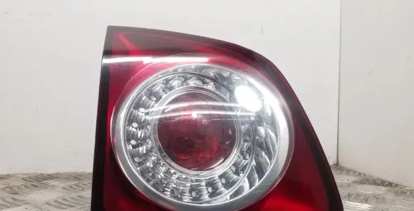 Volkswagen Golf Plus Tailgate rear/tail lights 5M0945093M
