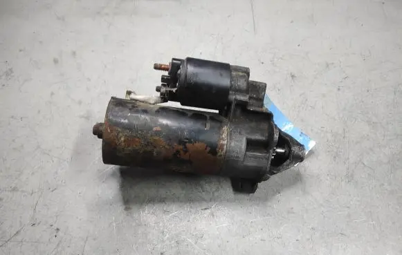 Volkswagen PASSAT B5 Starter motor 1005821478