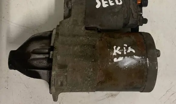KIA Ceed Starter motor 361002B200