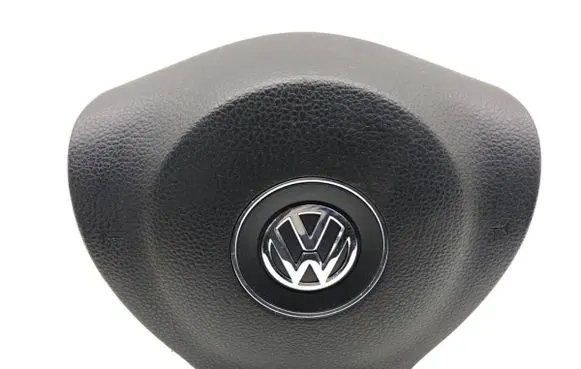 Volkswagen PASSAT B7 Steering wheel airbag 3C8880201R