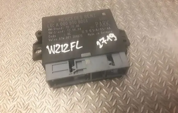Mercedes-Benz E W212 Parking PDC control unit/module 0009008004 A0009008004