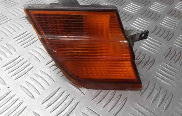 Nissan Micra Front indicator light 89027936