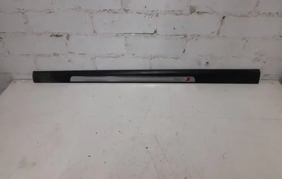 Audi A6 S6 C6 4F Front sill trim cover 4F0853374J 4F0853374K 4F0853374A