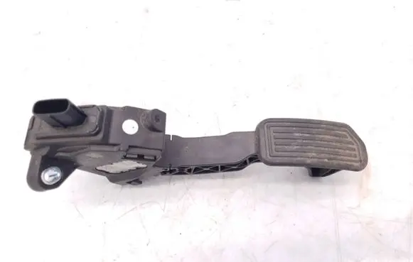 Toyota Auris E180 Accelerator throttle pedal 7811002120 12290657556 15069A