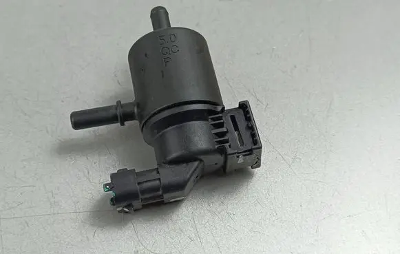 KIA Sorento IV Headlight washer pump 289102S000 2636818XE 9044060172
