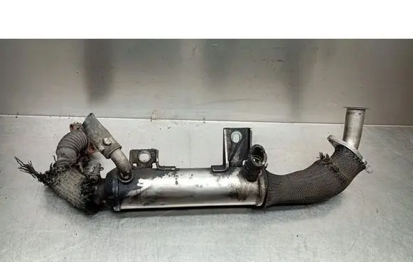 Opel Astra H EGR valve cooler 55210701