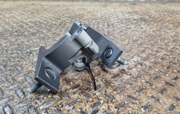 Front door hinge set
