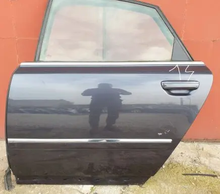 Audi A8 S8 D3 4E Rear door