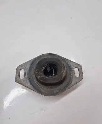 Citroen C4 Grand Picasso Engine mount bracket