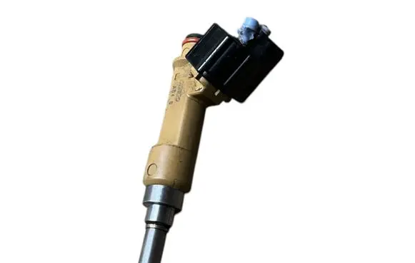 Toyota Auris 150 Fuel injector 2325037010