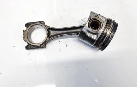 Skoda Octavia Mk2 (1Z) Piston with connecting rod