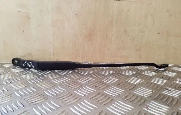 Volvo S40, V40 Front wiper blade arm